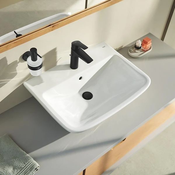 Смеситель для раковины M-размера Grohe Eurosmart черный мат 233222433 фото