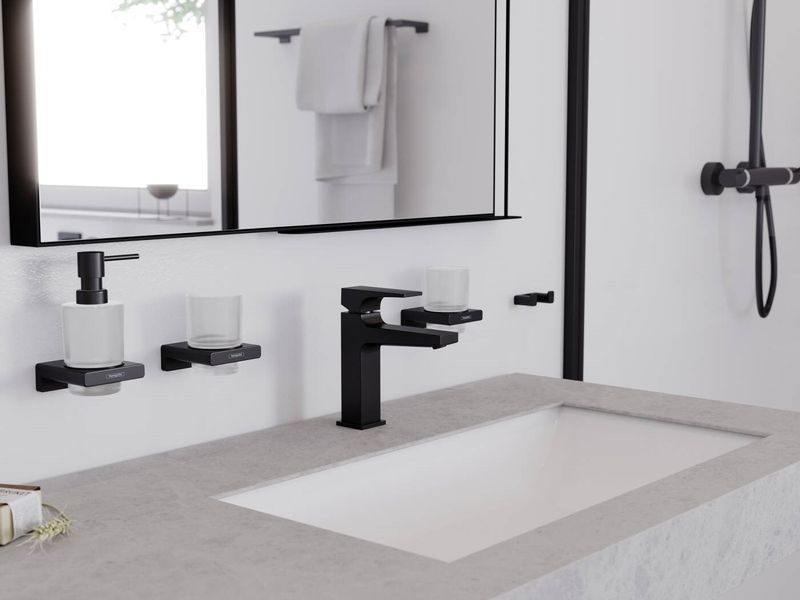 Дозатор для жидкого мыла Hansgrohe AddStoris 41745670 с черным матовым держателем. 41745670 фото